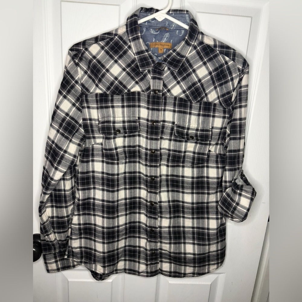 Zachs Girlfriend Black & White Flannel Shirt With Roll Up Paisley Sleeves SZ M